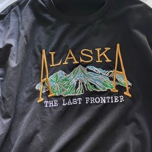 Graphic Crewneck Bundle